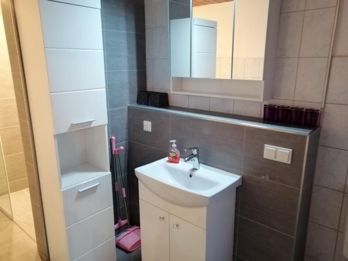 Ferienwohnung Ines إيزيناخ المظهر الخارجي الصورة