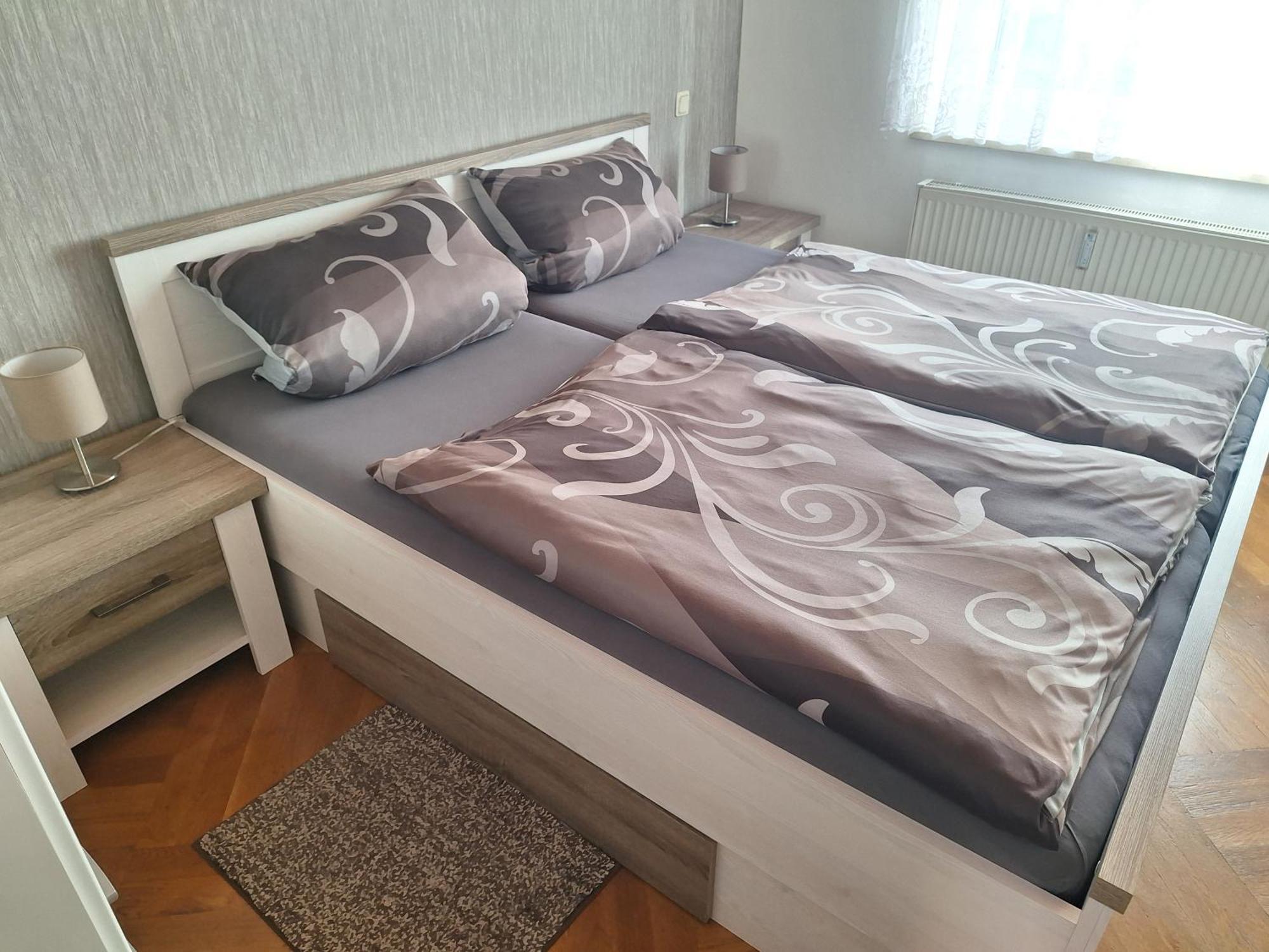 Ferienwohnung Ines إيزيناخ الغرفة الصورة